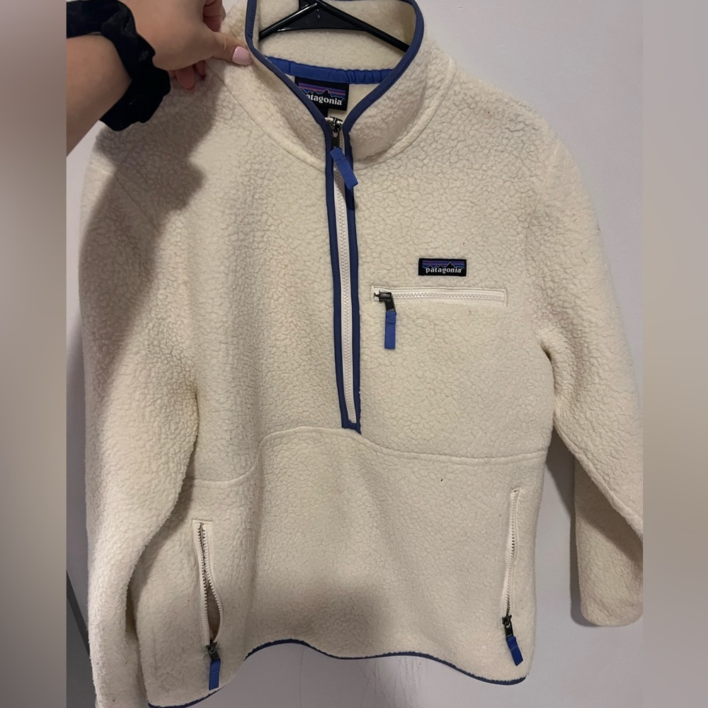 Patagonia sweater large